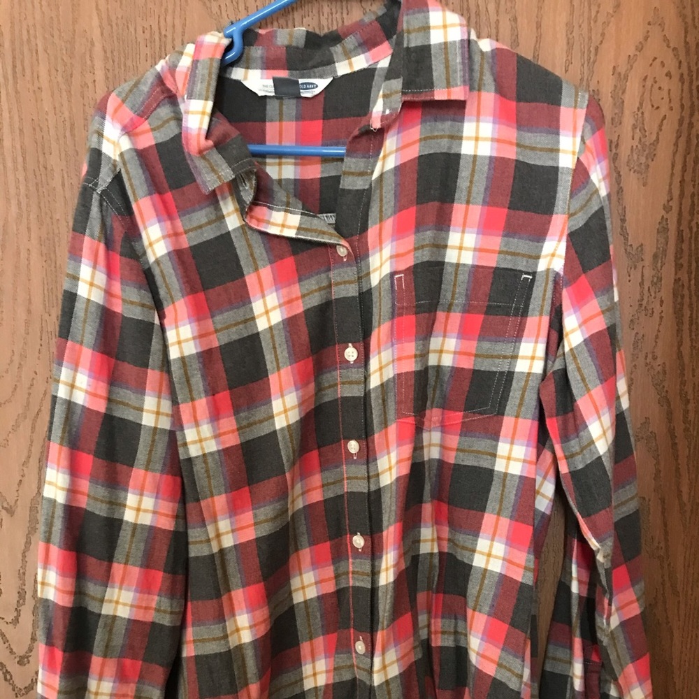 Women’s old navy flannel shirt